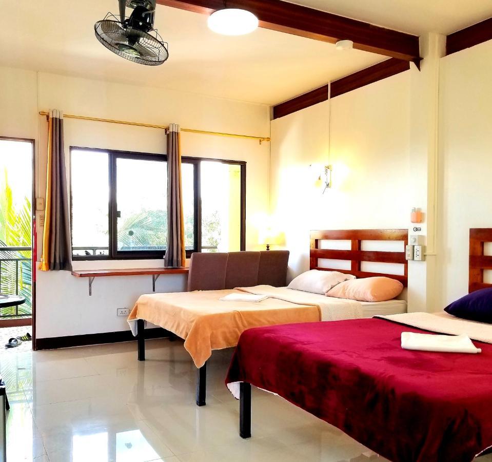 Mb Hostel Moalboal Exterior photo